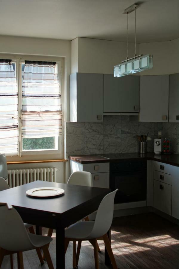 Ferienwohnung Maujobia 31 Neuenburg Exterior foto