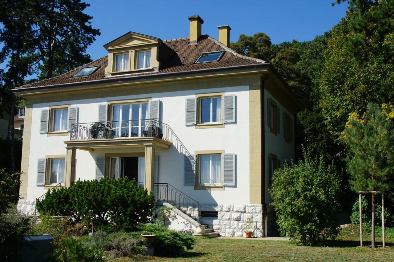 Ferienwohnung Maujobia 31 Neuenburg Exterior foto
